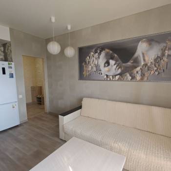 Продается 1-комнатная квартира, 40 м²