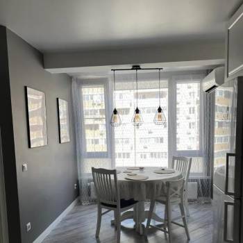 Сдается 2-х комнатная квартира, 65 м²