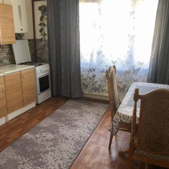 Сдается 1-комнатная квартира, 46 м²