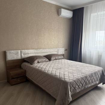 Сдается 1-комнатная квартира, 43 м²