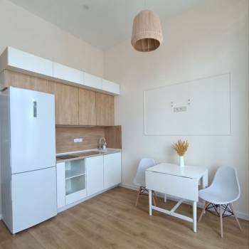 Продается 1-комнатная квартира, 38 м²