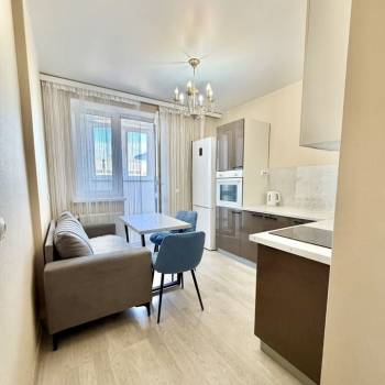 Сдается 1-комнатная квартира, 45 м²