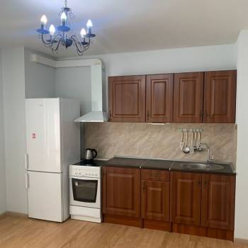 Сдается 2-х комнатная квартира, 80 м²