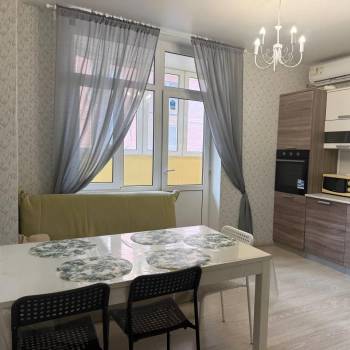 Сдается 2-х комнатная квартира, 67 м²