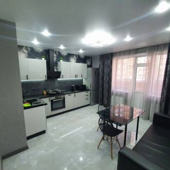 Сдается 2-х комнатная квартира, 65 м²