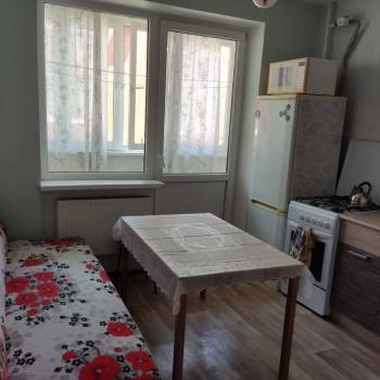 Сдается 1-комнатная квартира, 37,5 м²