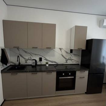 Сдается 1-комнатная квартира, 40,8 м²