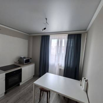 Продается 2-х комнатная квартира, 48 м²