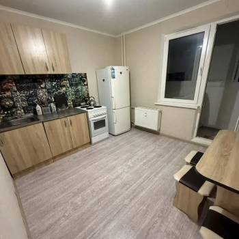 Сдается 1-комнатная квартира, 40 м²