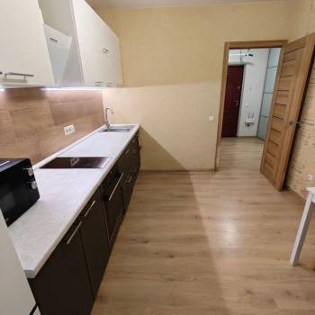 Сдается 1-комнатная квартира, 43 м²