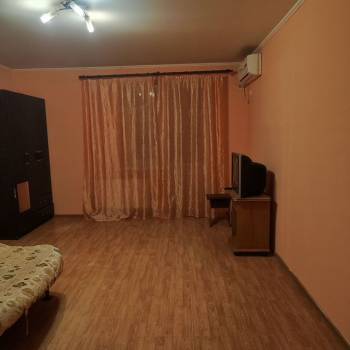 Сдается 2-х комнатная квартира, 70 м²