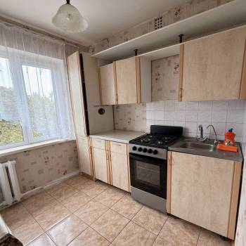 Сдается Многокомнатная квартира, 60 м²