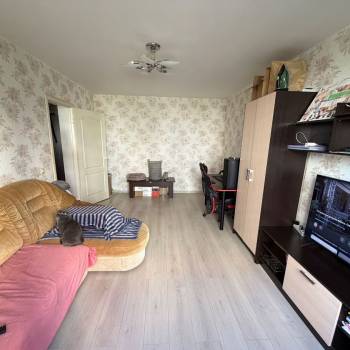 Продается 1-комнатная квартира, 37,5 м²