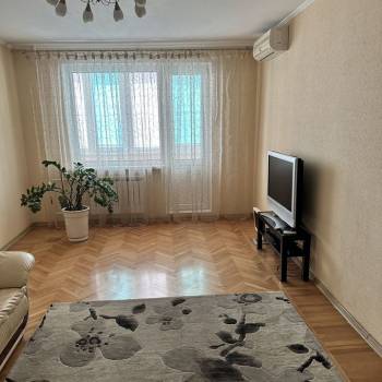 Сдается Многокомнатная квартира, 70 м²