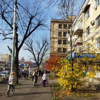 Продается Многокомнатная квартира, 67,7 м²