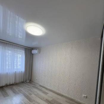 Продается 1-комнатная квартира, 34 м²