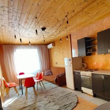 Сдается 1-комнатная квартира, 54 м²