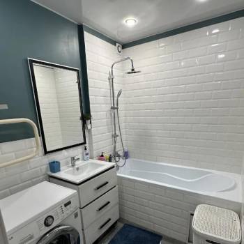Сдается 2-х комнатная квартира, 67,7 м²