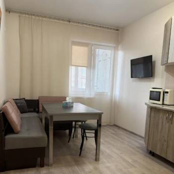 Сдается 1-комнатная квартира, 38,4 м²
