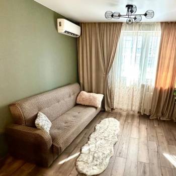 Сдается 1-комнатная квартира, 44 м²
