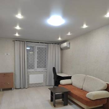 Сдается 1-комнатная квартира, 48 м²