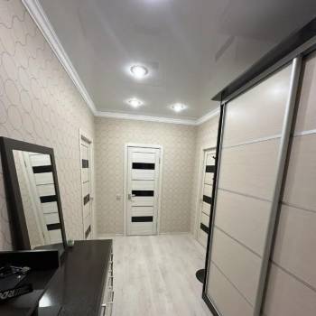 Сдается 1-комнатная квартира, 52 м²