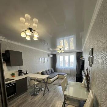 Сдается 1-комнатная квартира, 52 м²