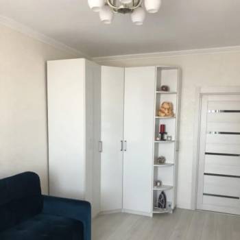 Сдается 1-комнатная квартира, 43 м²