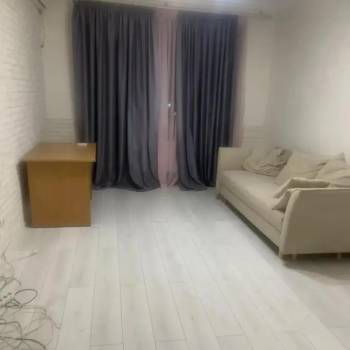 Сдается 1-комнатная квартира, 43 м²