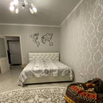 Сдается 1-комнатная квартира, 40 м²