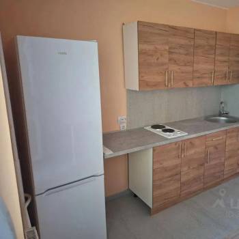 Сдается 1-комнатная квартира, 38 м²