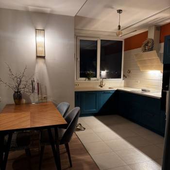 Продается Многокомнатная квартира, 110 м²