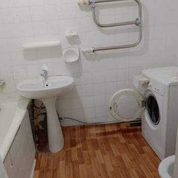 Сдается Многокомнатная квартира, 57 м²