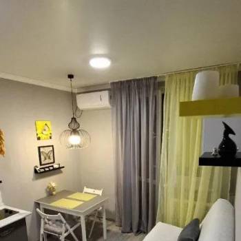 Сдается 1-комнатная квартира, 42 м²
