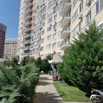 Продается 1-комнатная квартира, 44 м²