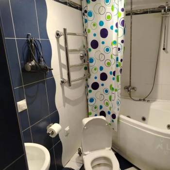 Сдается Многокомнатная квартира, 80 м²