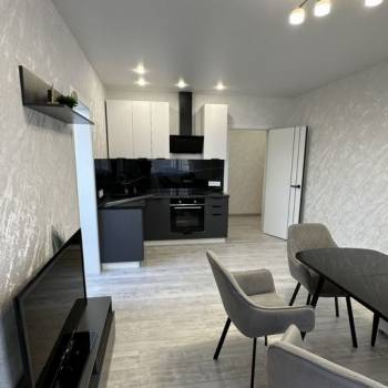 Сдается 1-комнатная квартира, 49 м²