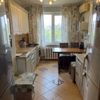 Продается Многокомнатная квартира, 75,3 м²