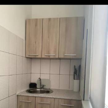 Продается 1-комнатная квартира, 28 м²
