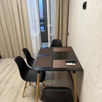 Сдается 1-комнатная квартира, 55 м²