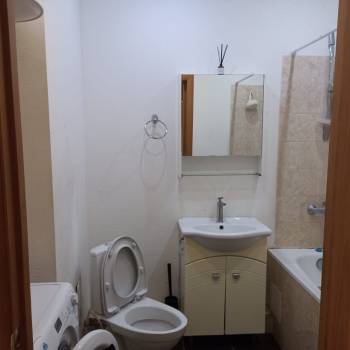 Сдается Многокомнатная квартира, 75 м²