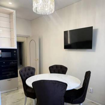Сдается 2-х комнатная квартира, 69 м²