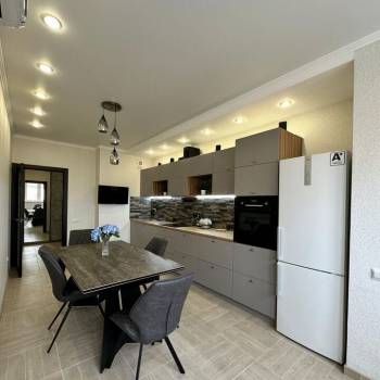 Сдается 2-х комнатная квартира, 64 м²