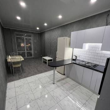 Сдается 1-комнатная квартира, 43 м²