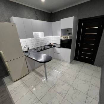 Сдается 1-комнатная квартира, 43 м²
