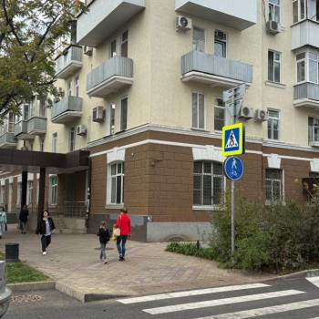 Сдается Торговое помещение, 340 м²