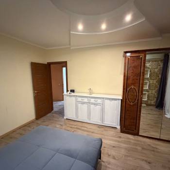 Сдается Многокомнатная квартира, 83 м²