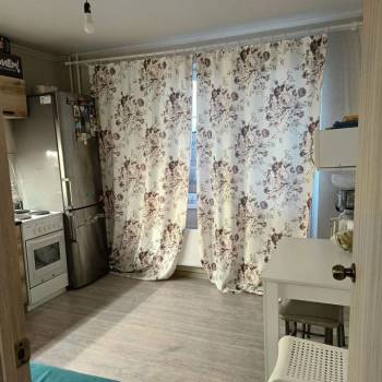 Продается 1-комнатная квартира, 37,8 м²