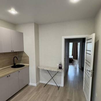 Сдается 1-комнатная квартира, 42 м²