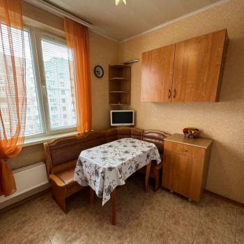 Сдается 1-комнатная квартира, 32 м²